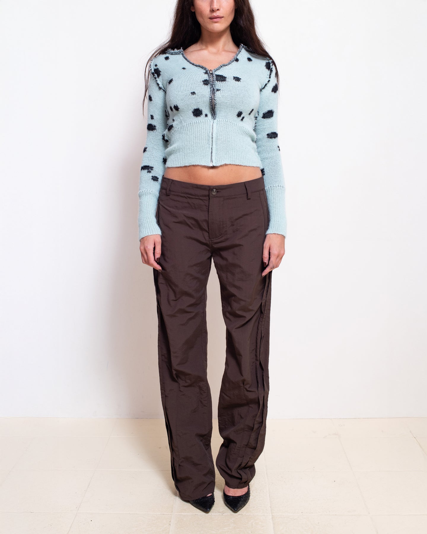 Unhinged Pleated Pants in Brown
